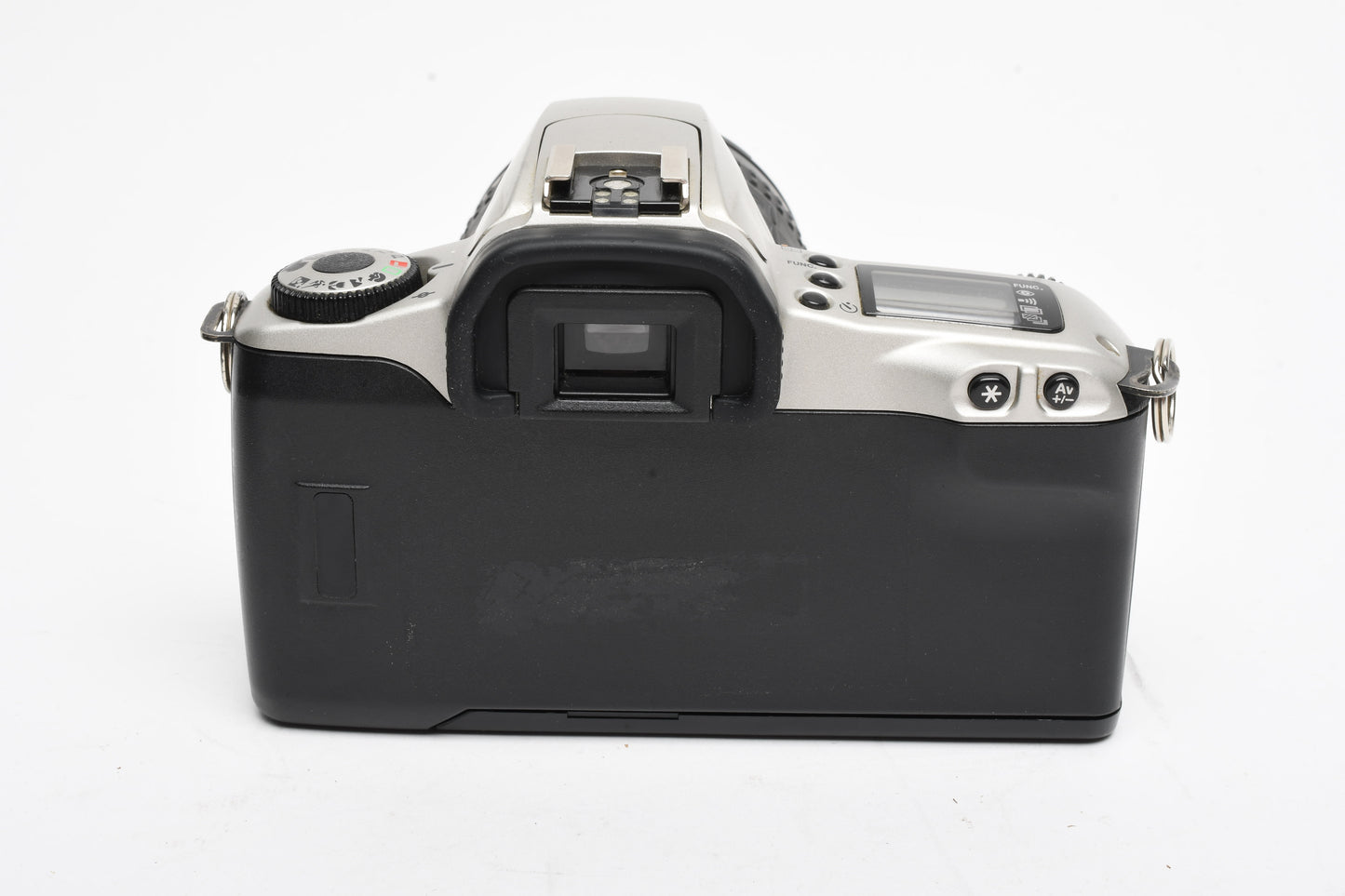 Canon Rebel 2000 35mm SLR w/EF 28-200mm f3.8-5.6 zoom lens, strap, manual