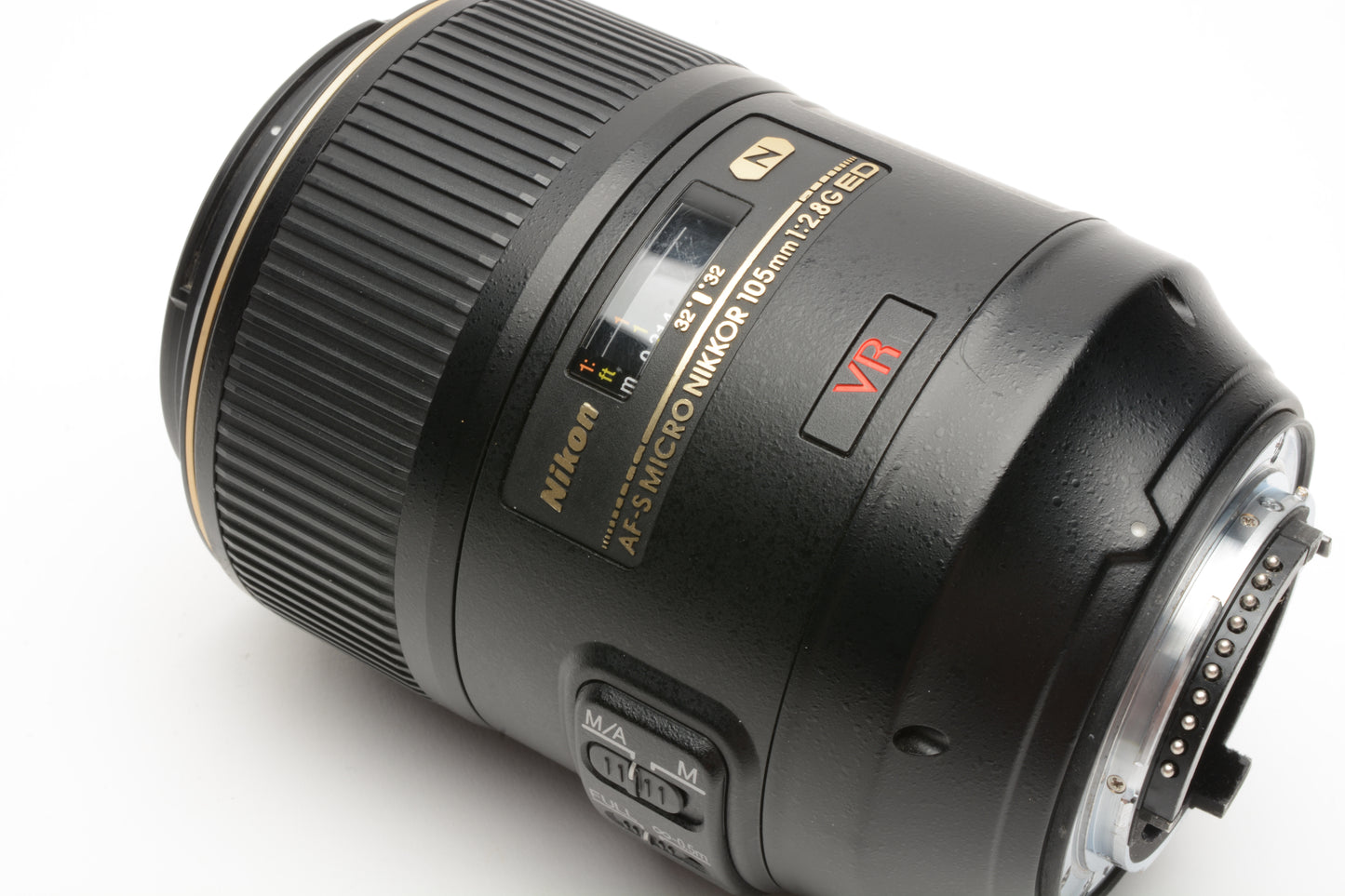 Nikon AF-S VR Micro-Nikkor 105mm f2.8G IF-ED N MFR# 2160 USA +Hood, UV, Pouch