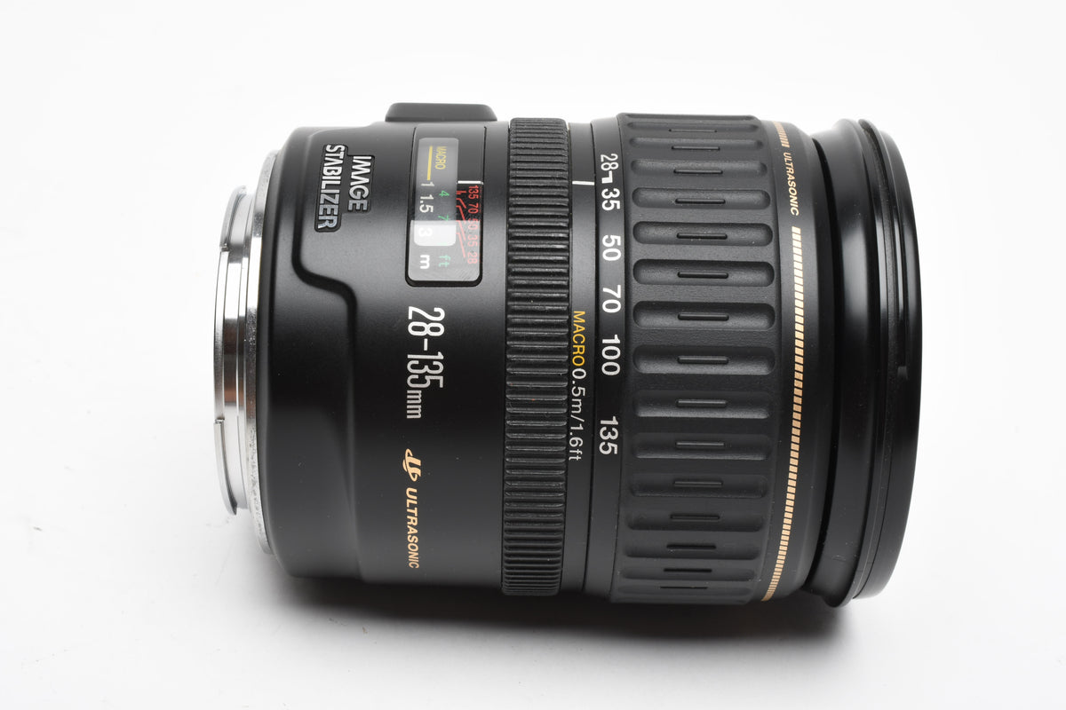 Canon EF 28-135mm F3.5-5.6 IS USM zoom lens, Clean, Mint-
