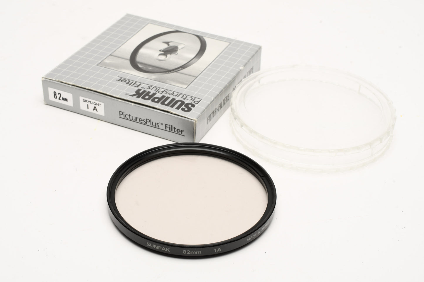 Sunpak 82mm 1A Skylight Filter in jewel case and box - mint-