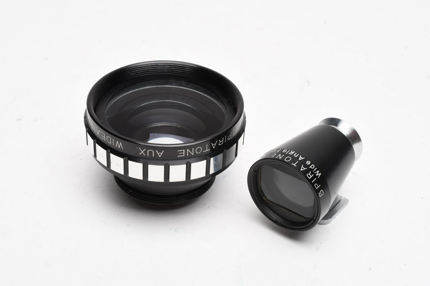 Spiratone Model V-W Auxiliary lens w/Finder and case, Clean