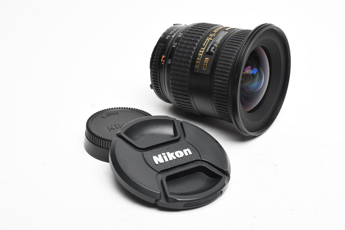 Nikon AF Nikkor 18-35mm f3.5-4.5D ED w/Caps, Great!
