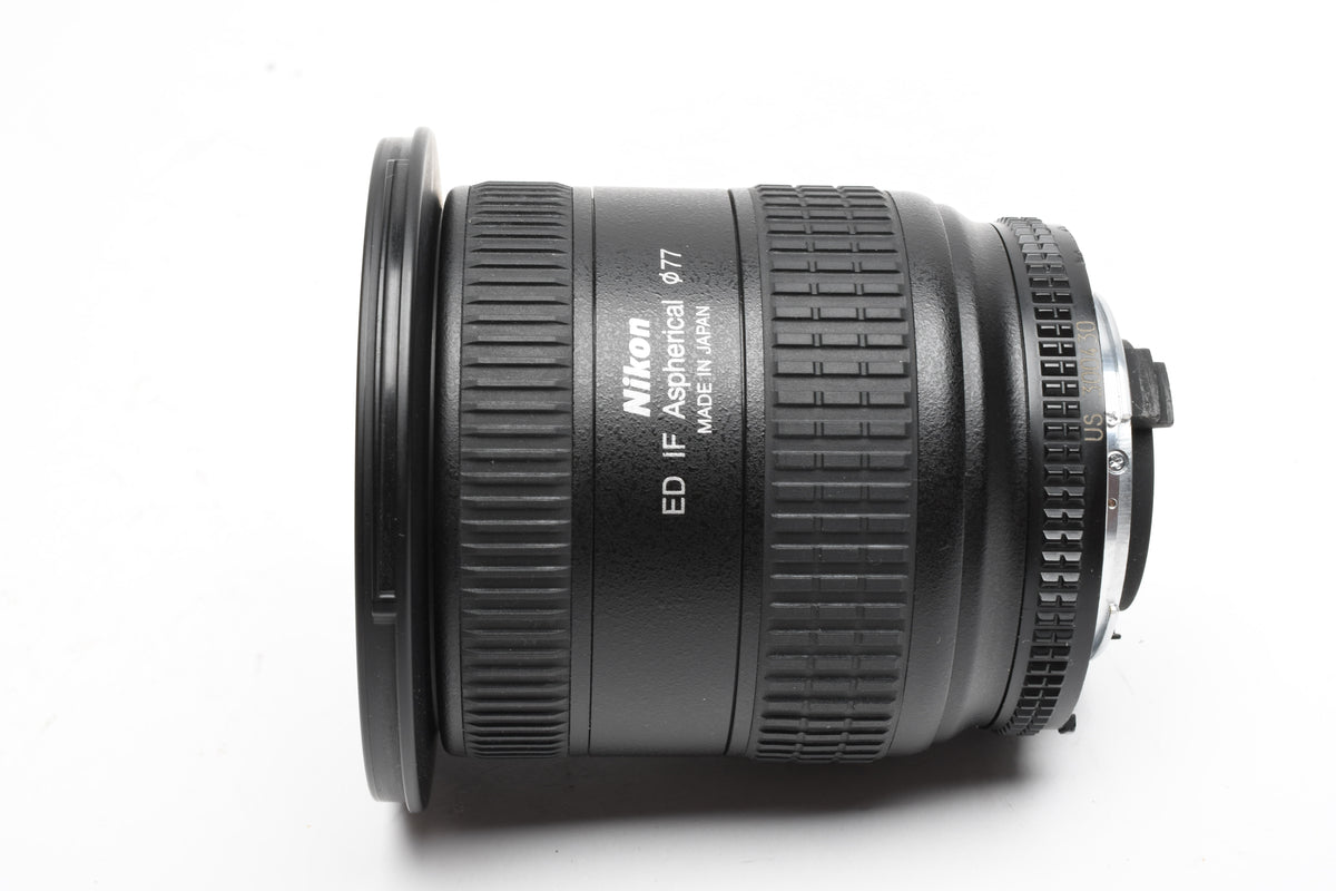 Nikon AF Nikkor 18-35mm f3.5-4.5D ED w/Caps, Great!