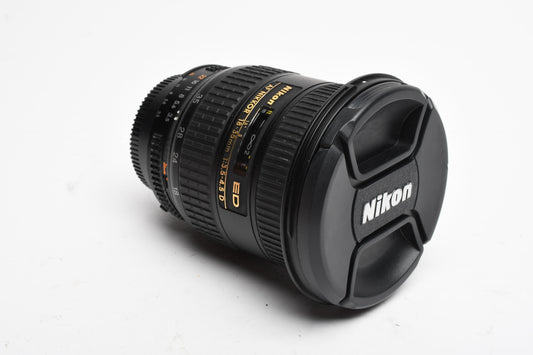 Nikon AF Nikkor 18-35mm f3.5-4.5D ED w/Caps, Great!