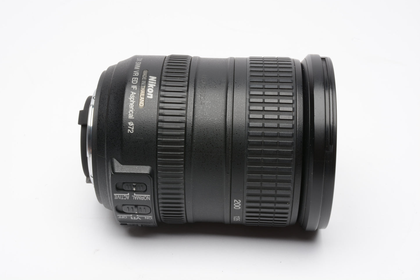 Nikon AF-S Nikkor 18-200mm f/3.5-5.6 G ED DX VR w/Caps+pouch+UV, Clean