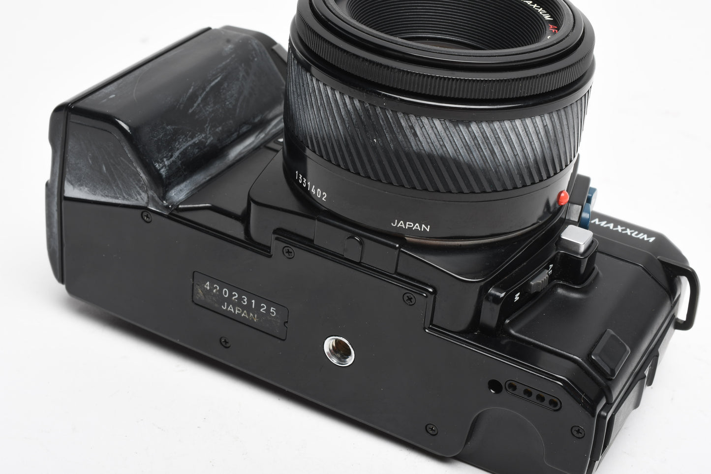 Minolta Maxxum 7000 35mm SLR w/50mm f1.7, UV+Strap, Good!