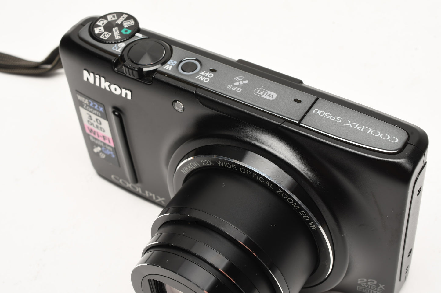 Nikon Coolpix S9500 18.1MP Digital Point&Shoot camera w/Wi-Fi & GPS Mint-