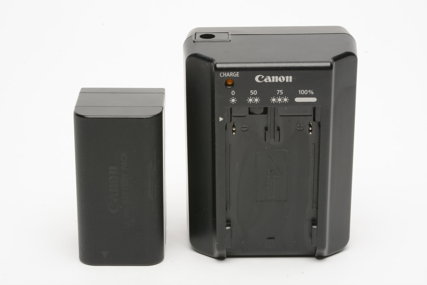 Canon CA-920 Genuine Charger For Canon BP-900 series batteries + BP-930 battery