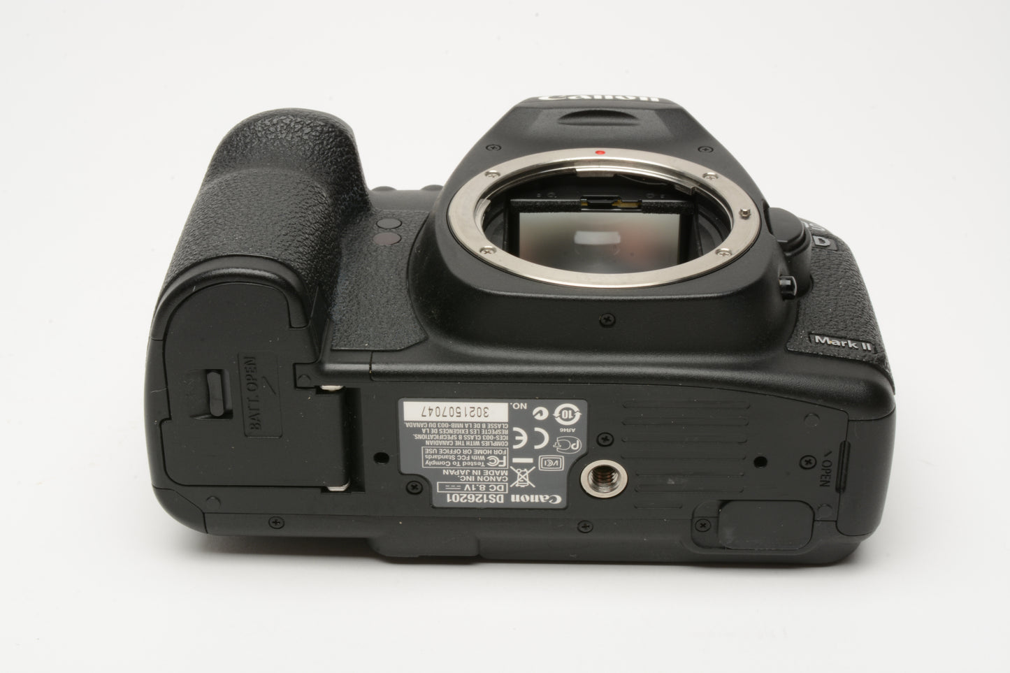 Canon EOS 5D Mark II DSLR Body, 2batts, Charger, Only 7677 Acts, Boxed