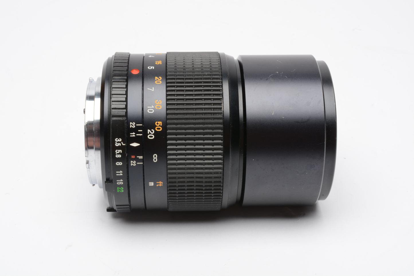 Minolta MD Celtic 135mm f3.5 portrait lens w/caps, clean and sharp