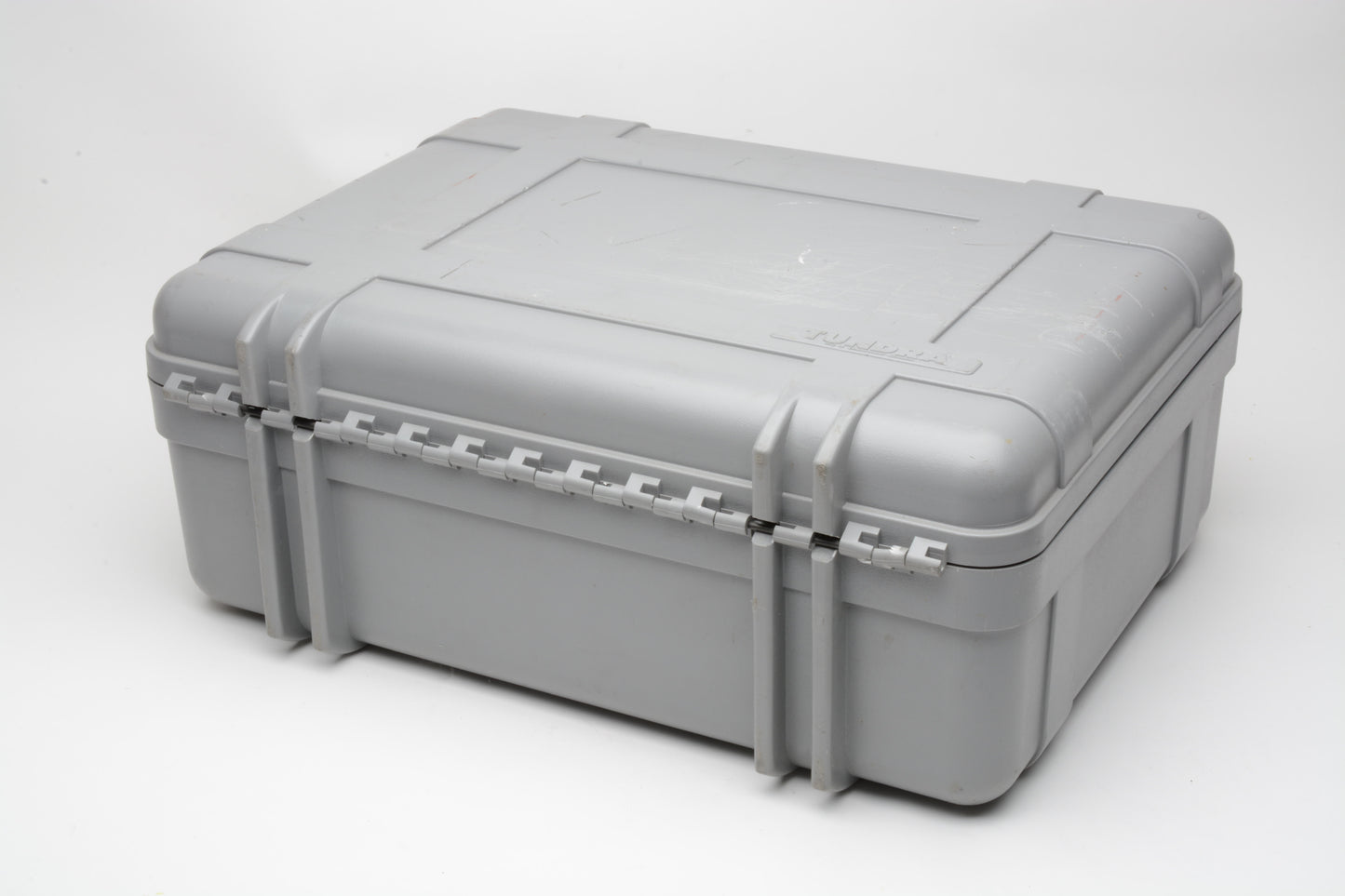 Tundra Gray Waterproof Case 18x13x7 Inches, Cut foam, still great