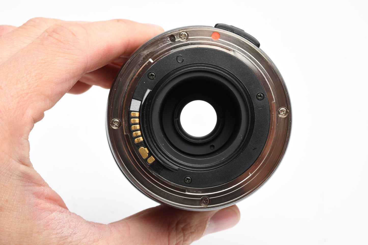 Cosina 19-35mm f3.5-4.5 MC Wide Angle zoom lens for Canon EF Mount, Great!