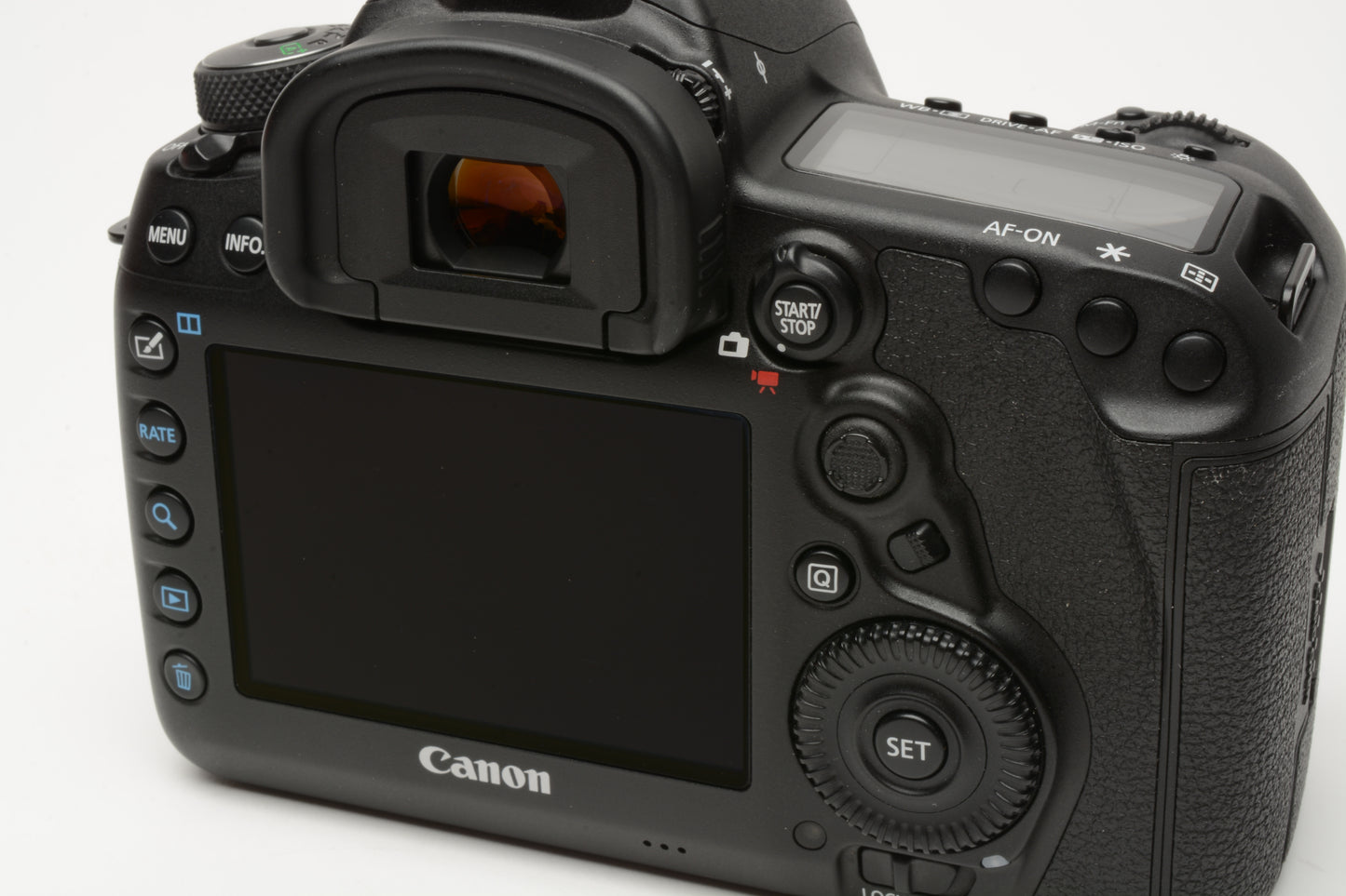 Canon EOS 5D Mark IV Body w/Batt, Charger, Only 1022 Acts! Mint- USA