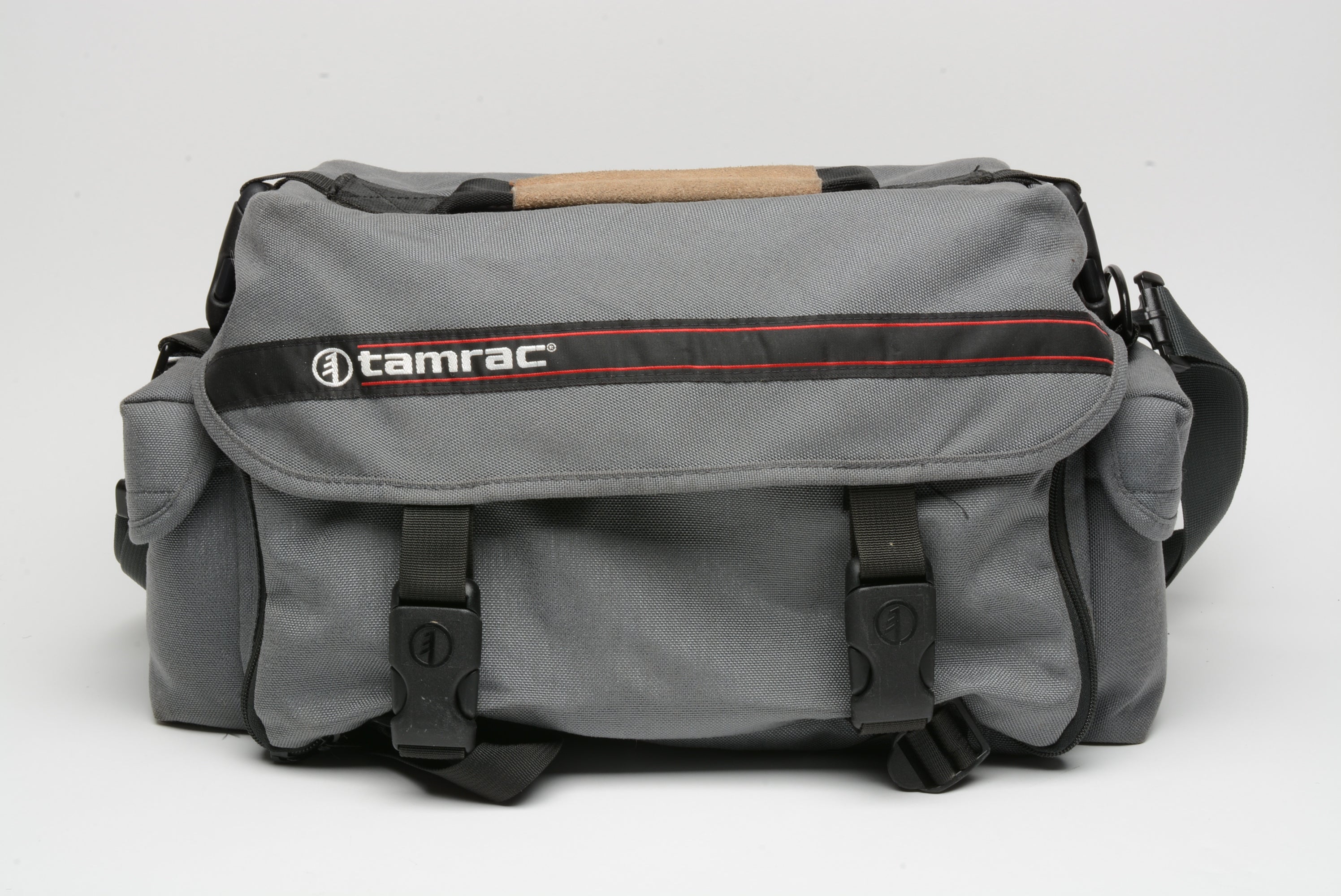 Tamrac camera shoulder bag ~12 x 7 x 9