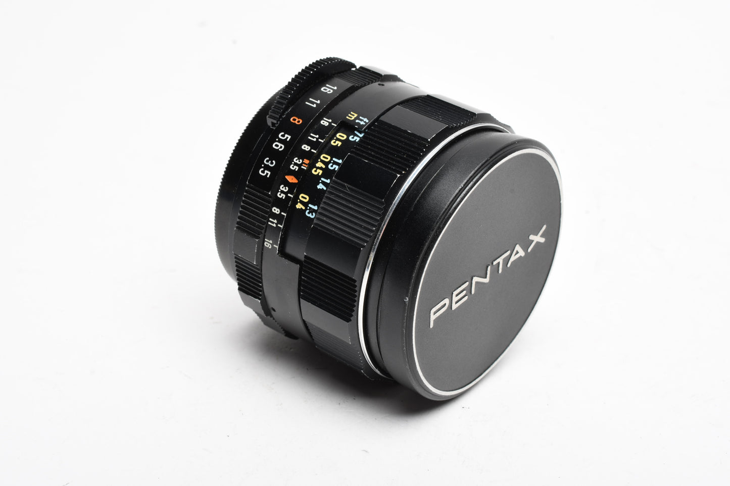 Pentax Super-Takumar 28mm f3.5 M42 mount lens, caps, Great!