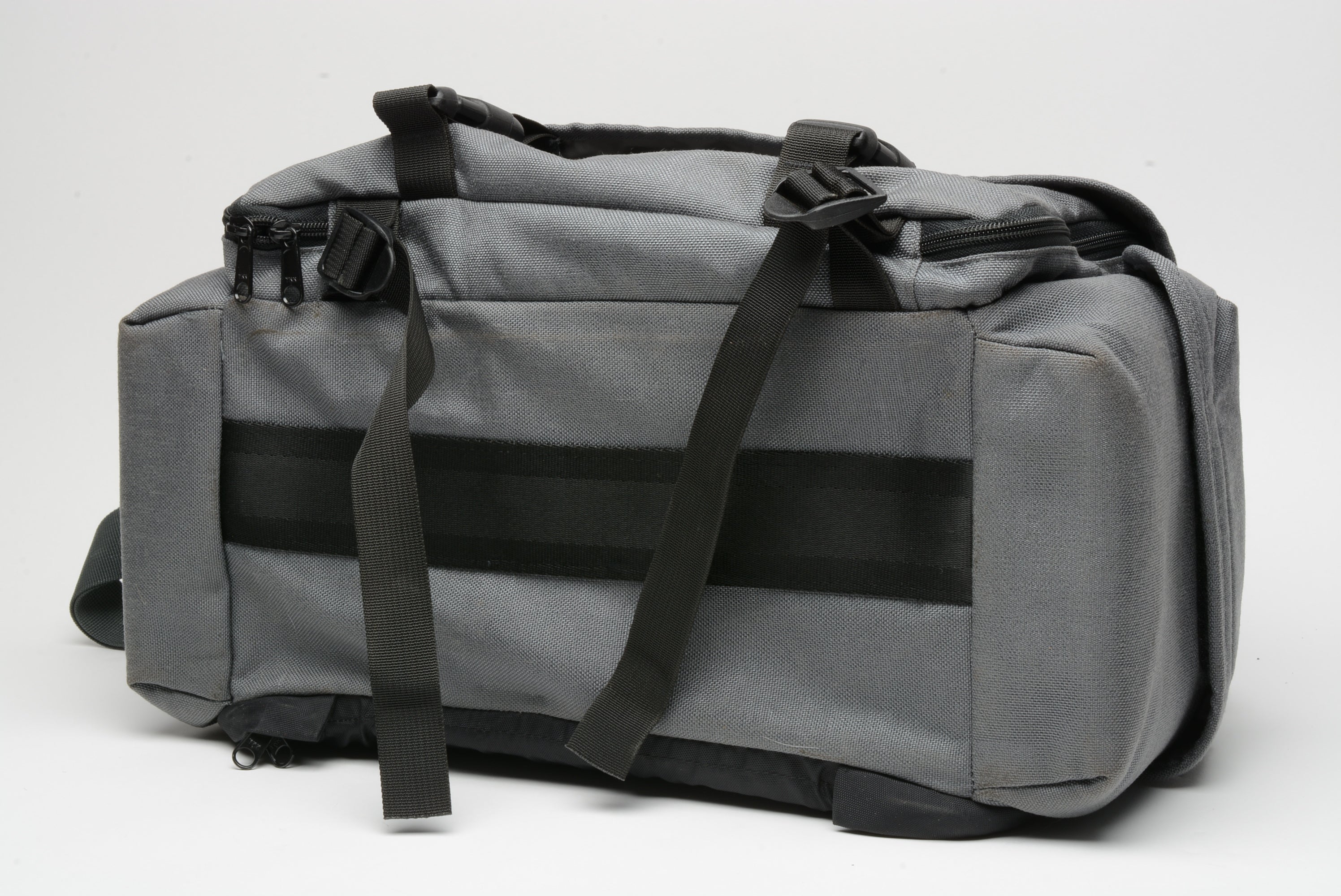 Tamrac camera shoulder bag ~12 x 7 x 9