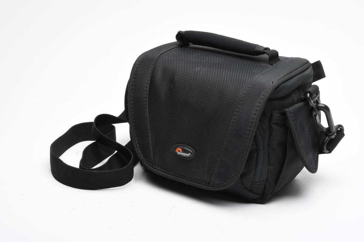 Lowepro Edit 110 compact camera case / Shoulder bag, Light use