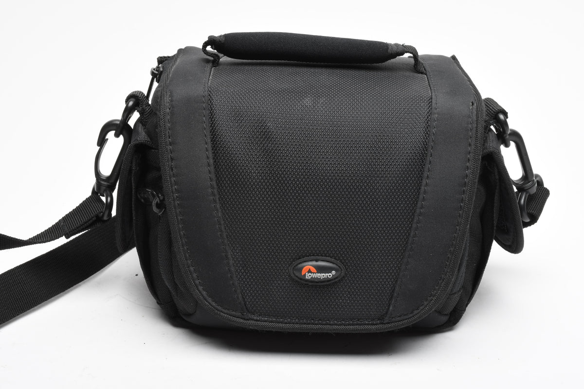 Lowepro Edit 110 compact camera case / Shoulder bag, Light use