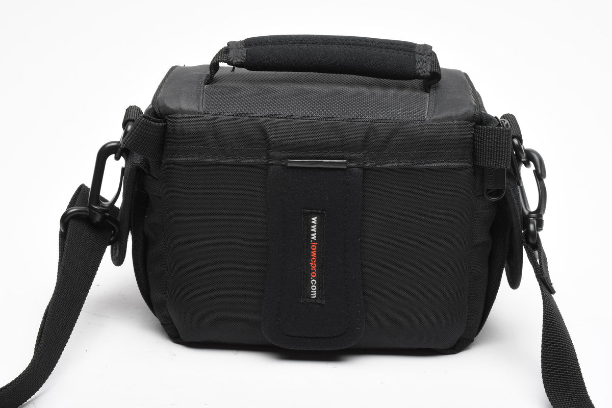 Lowepro Edit 110 compact camera case / Shoulder bag, Light use