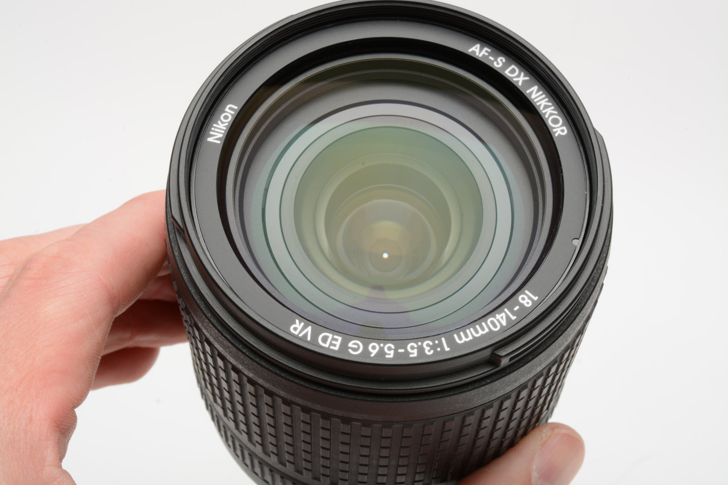 Nikon Nikkor AF-S DX 18-140mm f/3.5-5.6G ED VR Lens w/Caps, UV+Hood, Mint