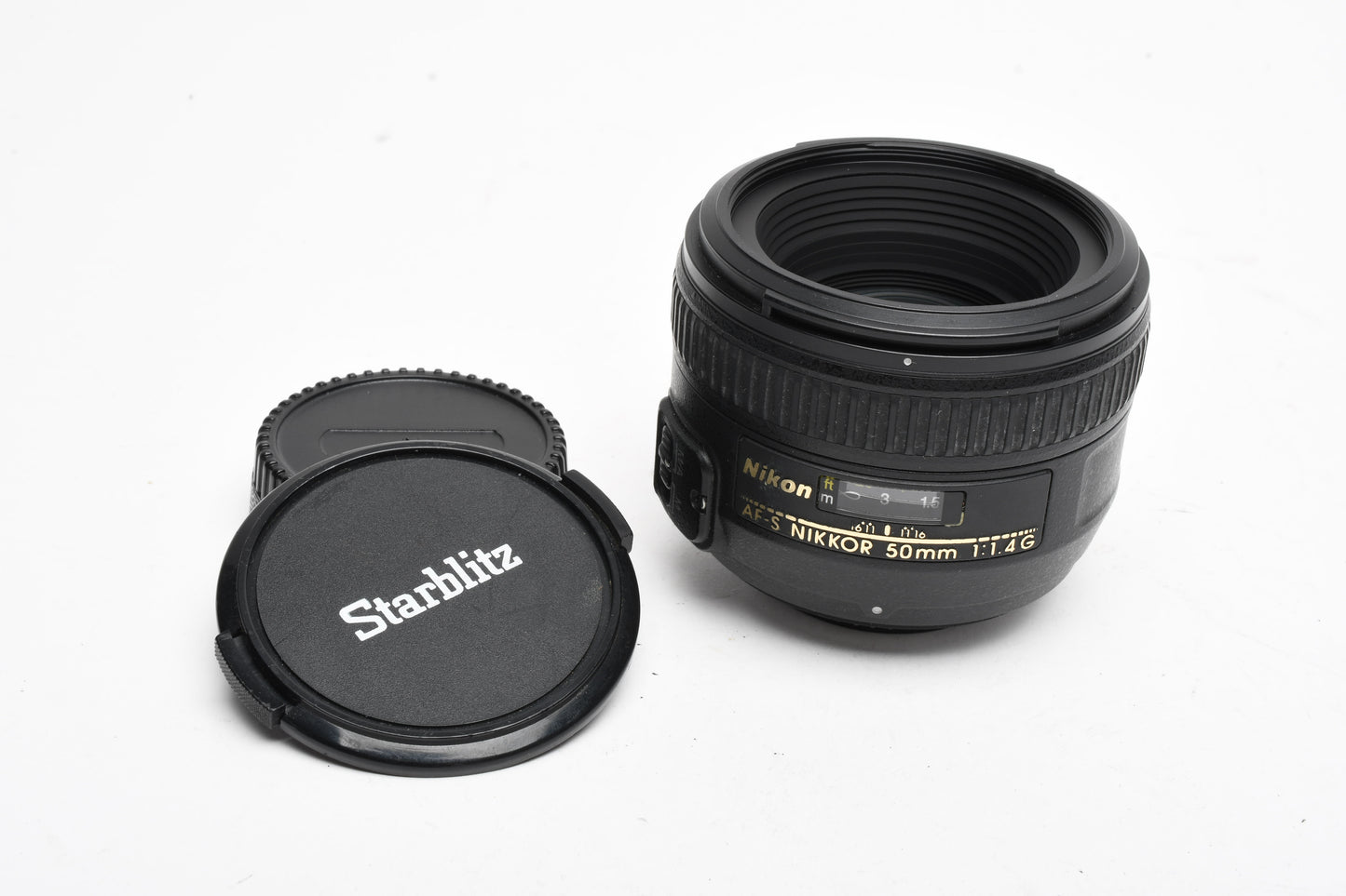 Nikon AF Nikkor 50mm f1.4G prime lens, nice prime lens w/caps