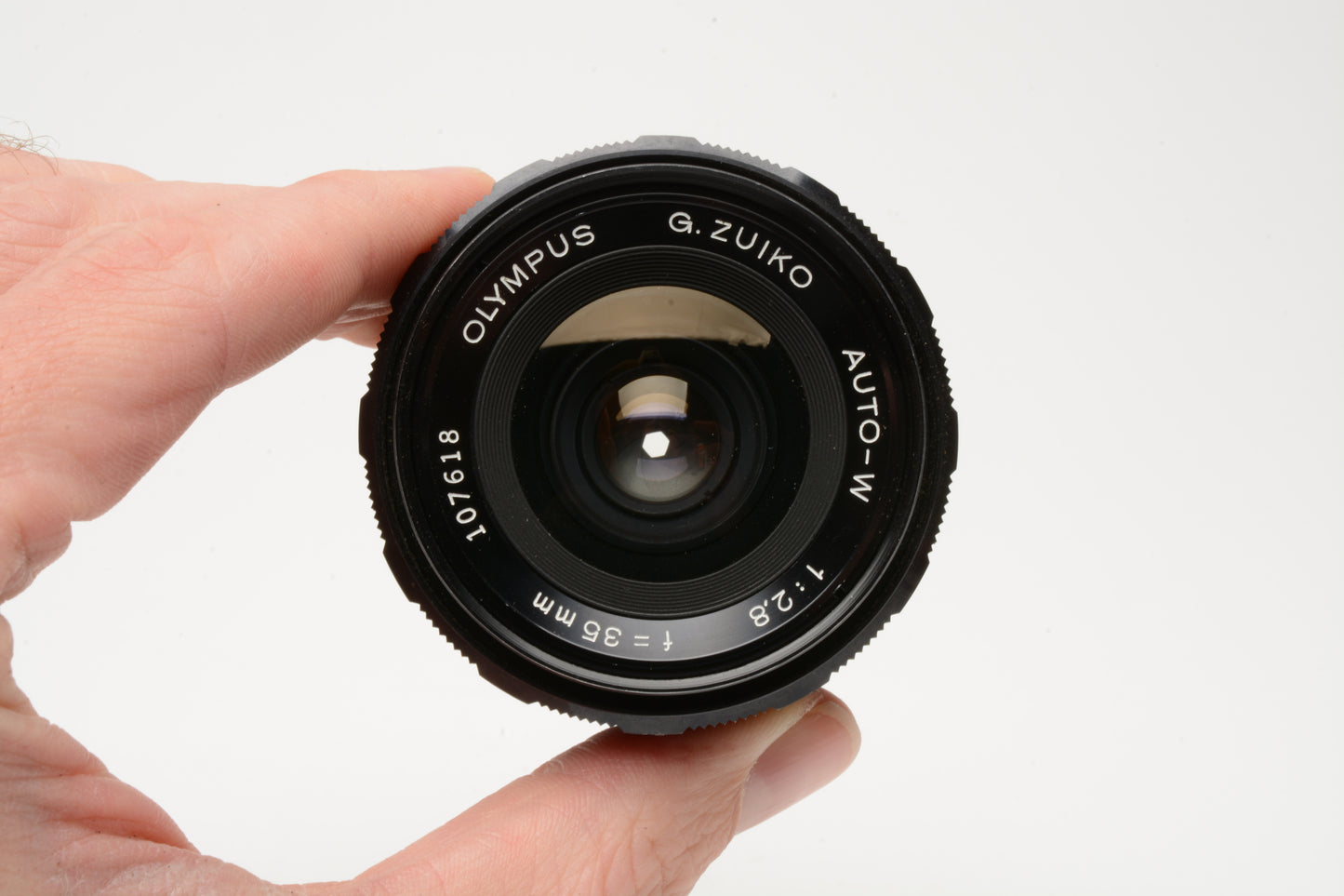 Olympus G.Zuiko Auto-W 35mm f2.8 wide lens for M42 Mount, case, caps, clean!