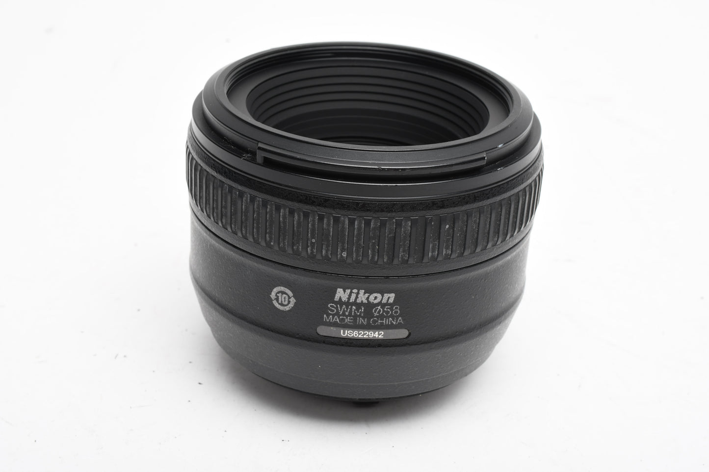 Nikon AF Nikkor 50mm f1.4G prime lens, nice prime lens w/caps