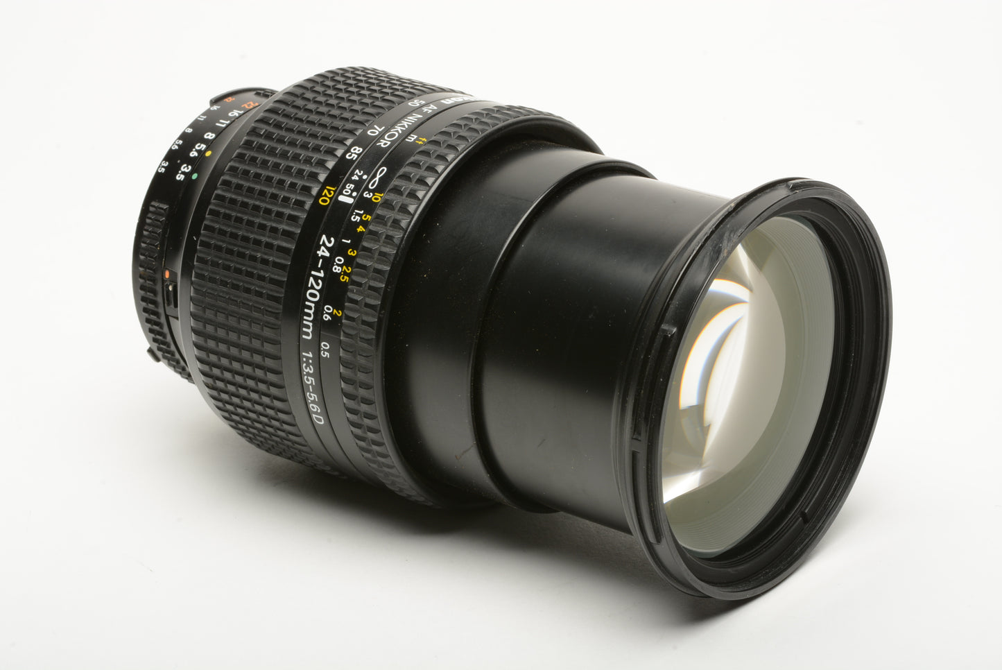 Nikon AF Nikkor 24-120mm f/3.5-5.6 D Lens w/Caps