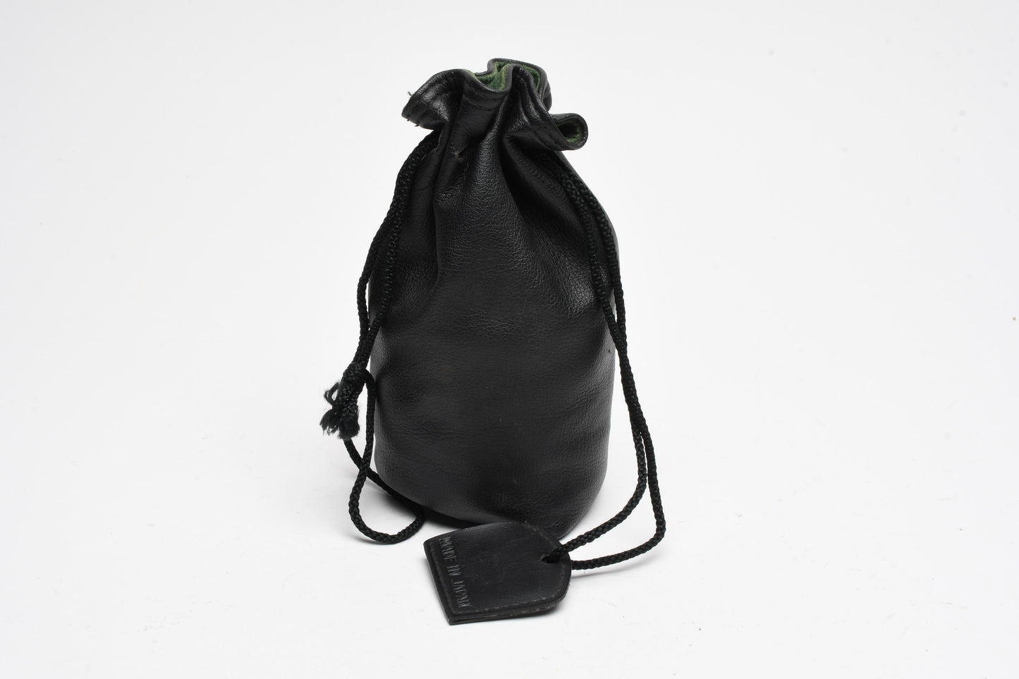 Vivitar 24mm f2.8 Wide-Angle lens For Nikon Non-Ai Lens mount, +Pouch