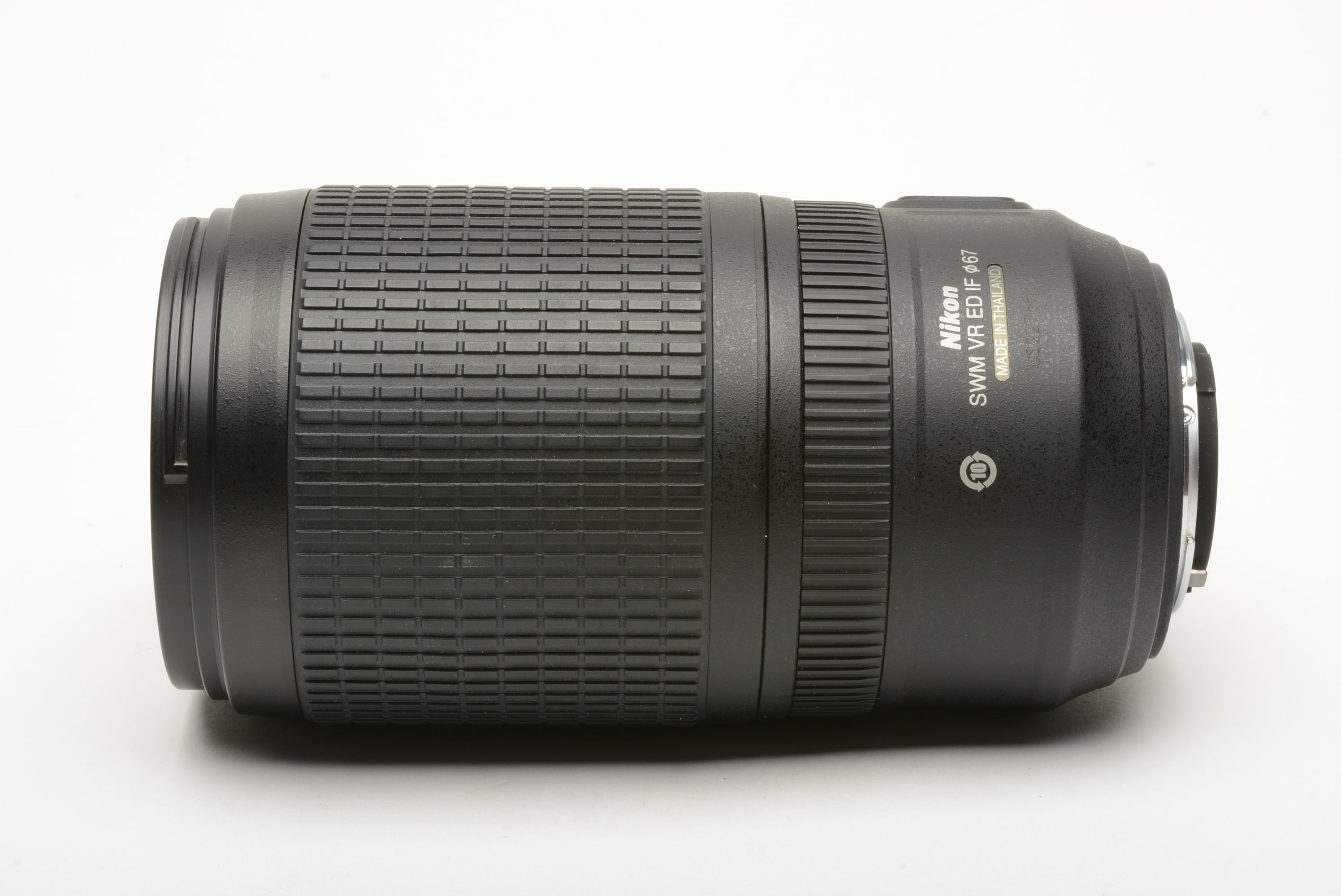 Nikon AF-S Nikkor 70-300mm f4.5-5.6 G ED VR Lens w/Hood, Caps, USA