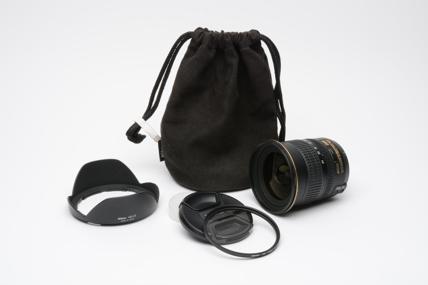 Nikon AF-S Nikkor 12-24mm f4G ED DX w/Caps, UV filter, Pouch, USA Version