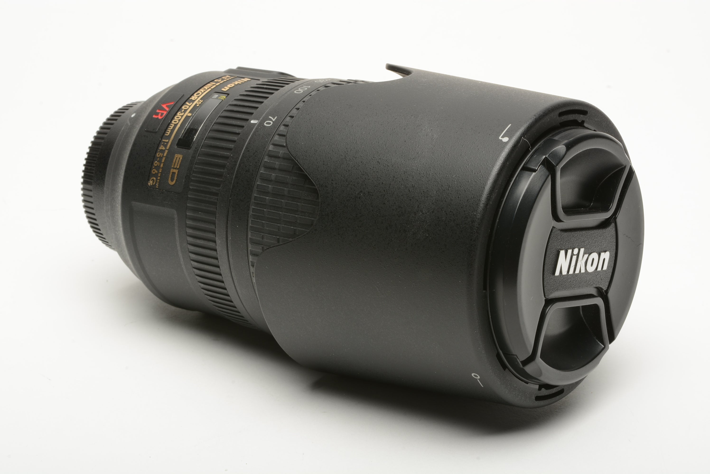 Nikon AF-S Nikkor 70-300mm f4.5-5.6 G ED VR Lens w/Hood, Caps, USA