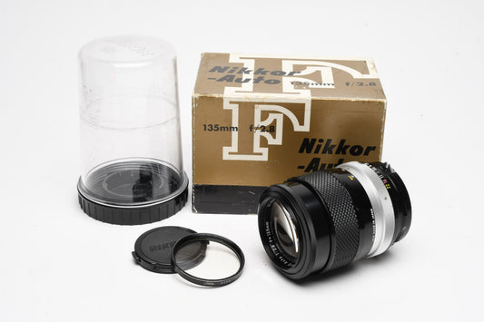 Nikon Nikkor-Q 135mm f2.8 Non-AI lens, bargain, still good, w/Caps, Box