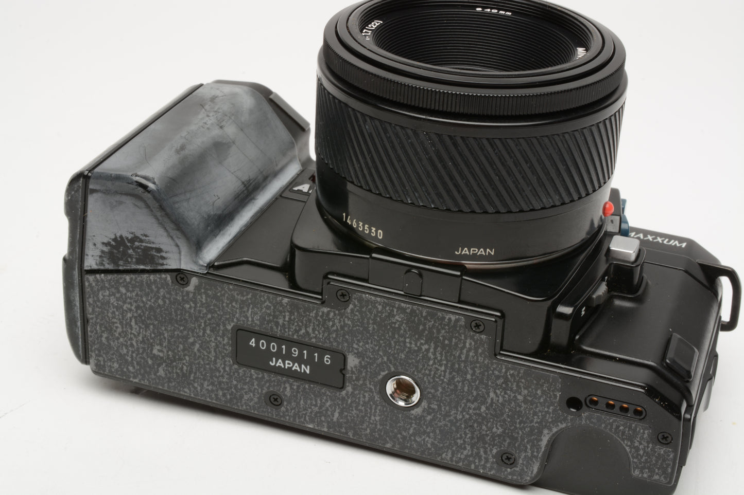 Minolta Maxxum 7000 35mm SLR w/50mm f1.7 bundle, Case+manual