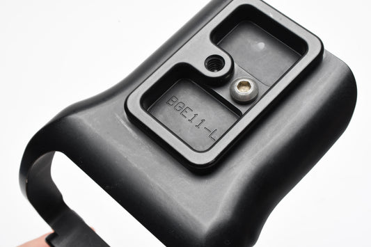 Really Right Stuff RRS BGE11-L L-Bracket for Canon EOS 5D MKIII w/BG-E11 Grip