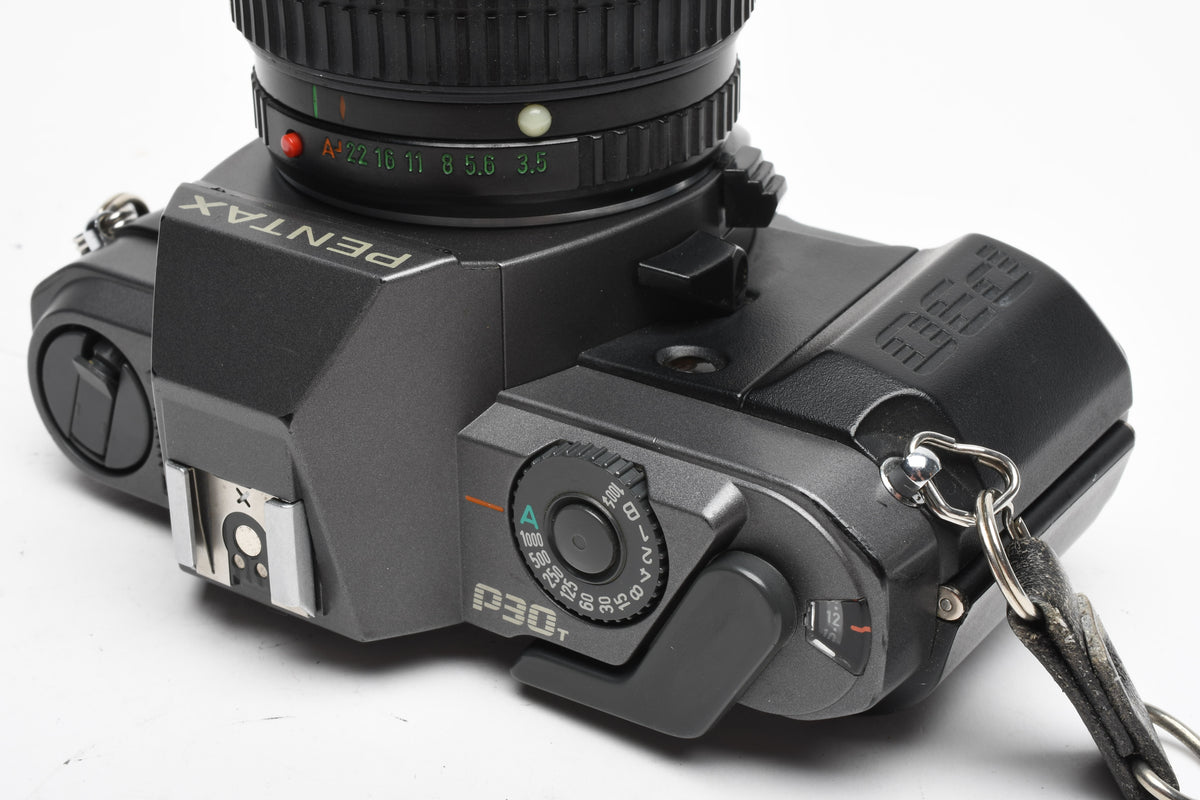 Pentax P30T 35mm SLR w/Takumar-A 28-80mm zoom, strap, tested, *Read