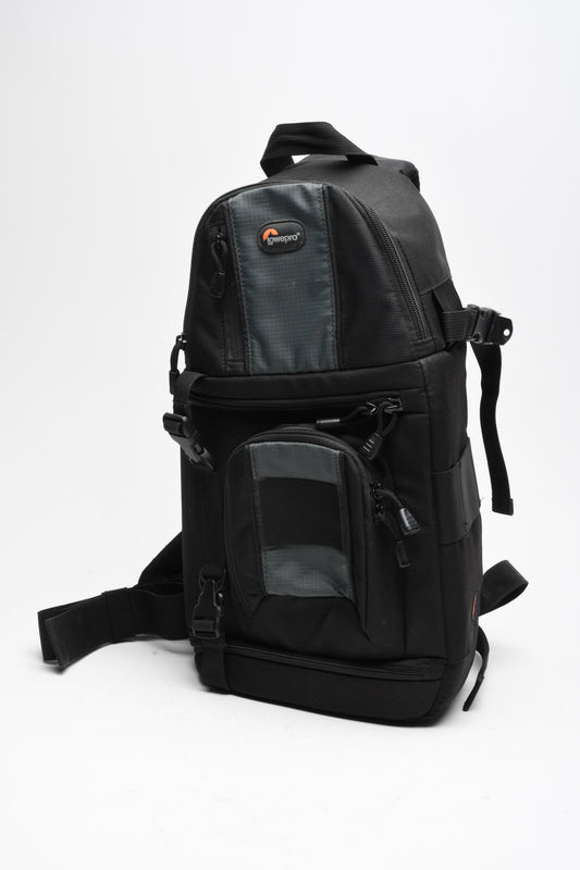 Lowepro SlingShot 102 AW sling pack, nice, clean, functional