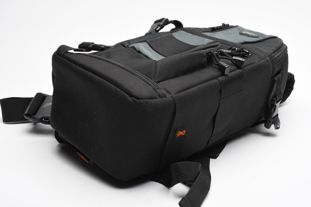 Lowepro SlingShot 102 AW sling pack, nice, clean, functional
