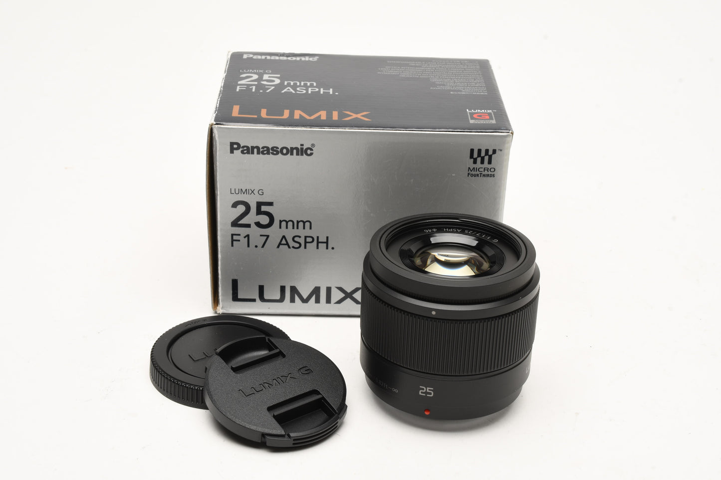 Panasonic Lumix G 25mm f1.7 Aspherical for Micro 4/3 mount Mint, Boxed
