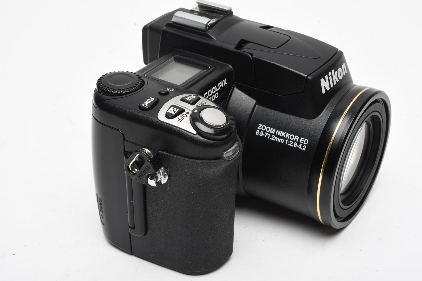 Nikon Coolpix 5700 5MP Digital Point&Shoot camera, 1GB CF, Manual