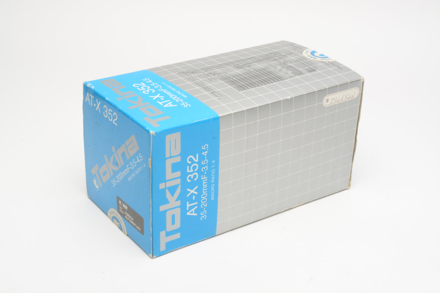 Tokina AT-X 352 35-200mm f3.5-4.5 for Konica zoom lens, boxed + UV