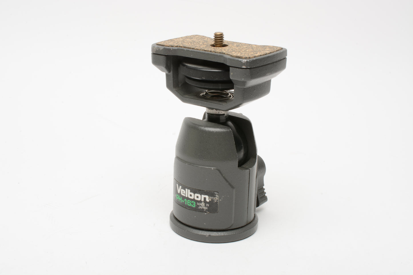 Velbon PH-163 Ball Head, Clean and smooth, w/QR plate