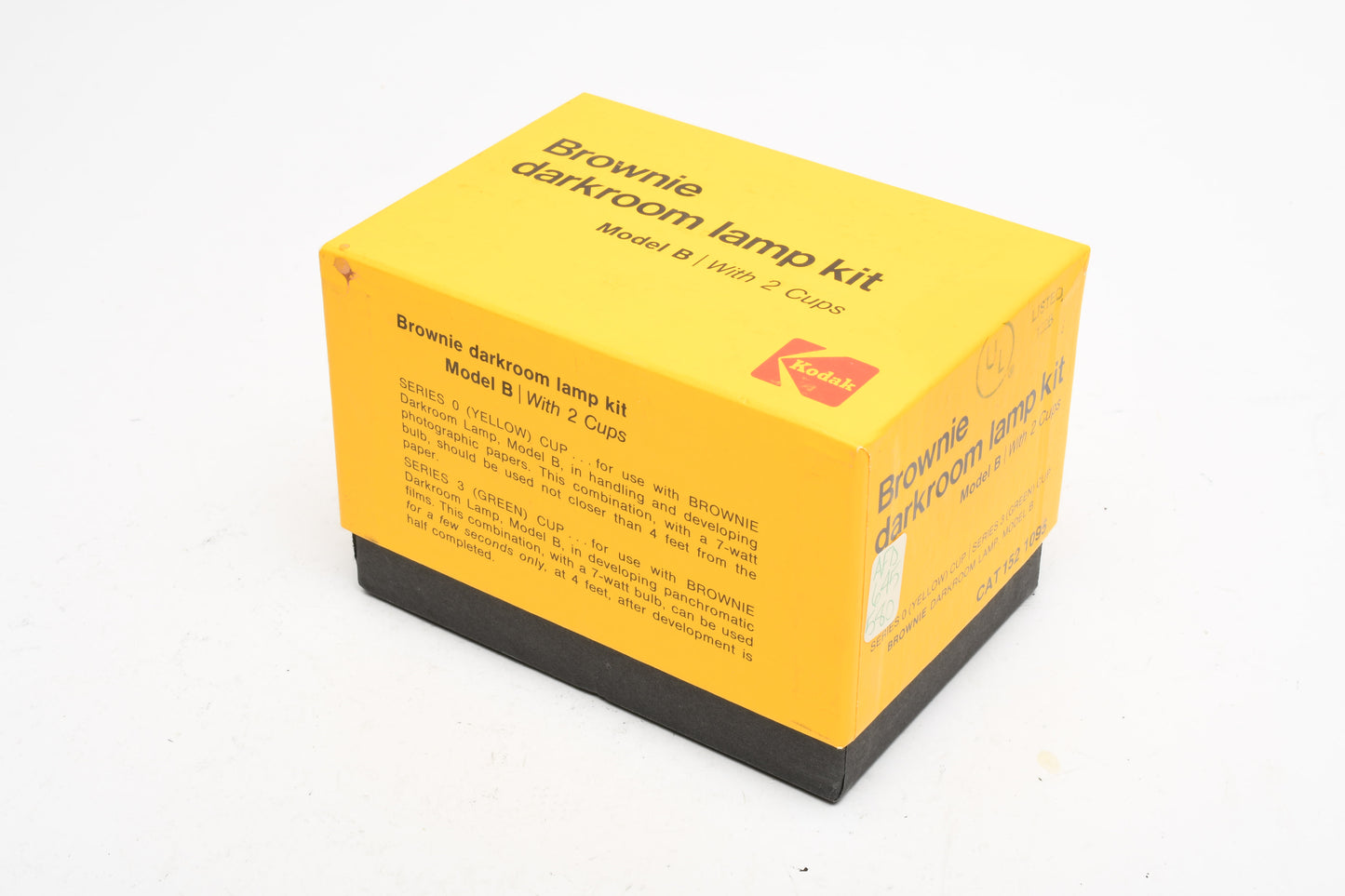 Kodak Brownie darkroom safelight model B w/2 cups (Yellow/Green) Clean!