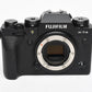 Fujifilm X-T4 Black Mirrorless body, 7548 Acts Batt+USB, Very clean, low use