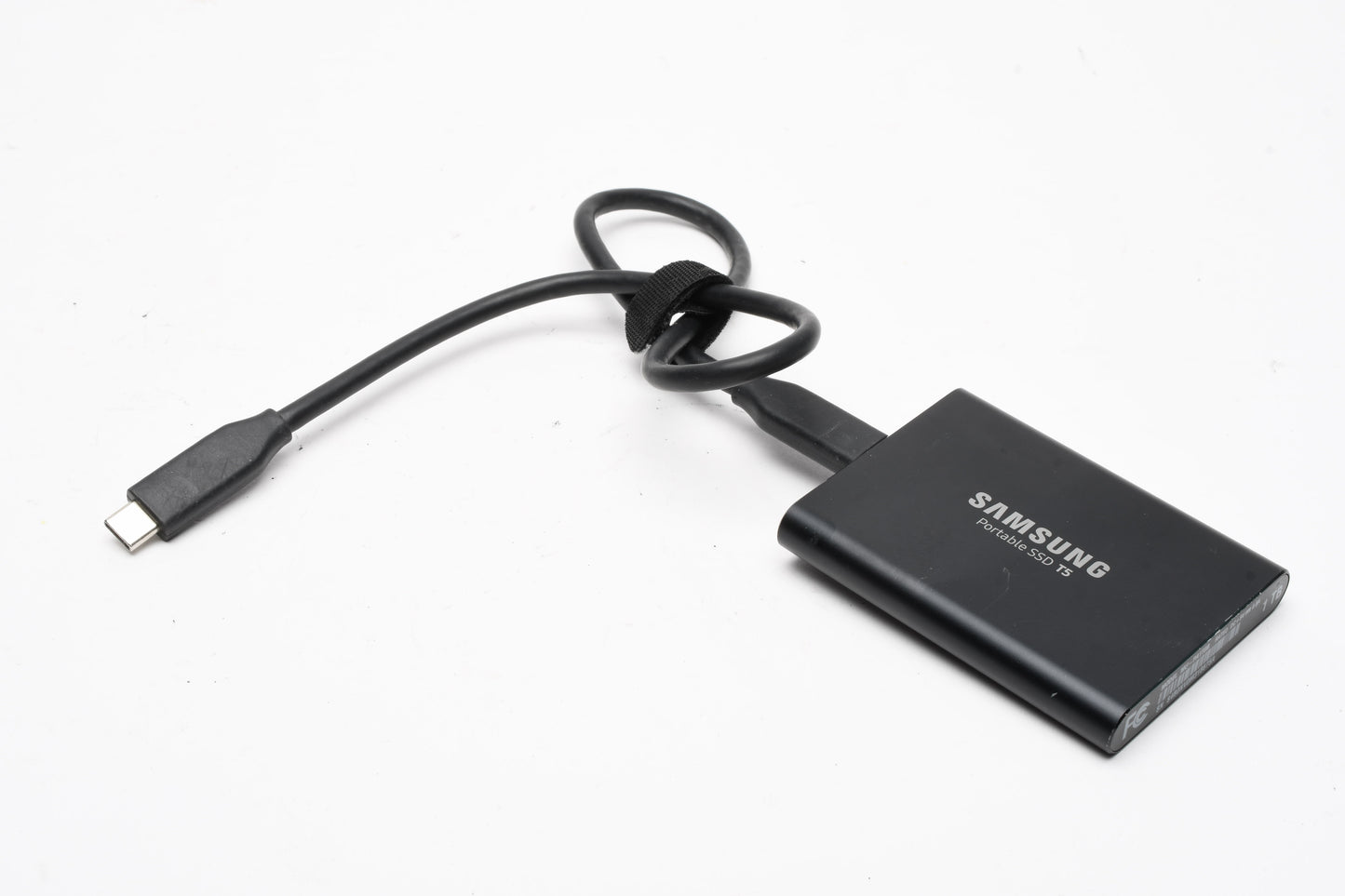 Samsung Portable SSD T5 1TB w/USB cable MU-PA1T0B
