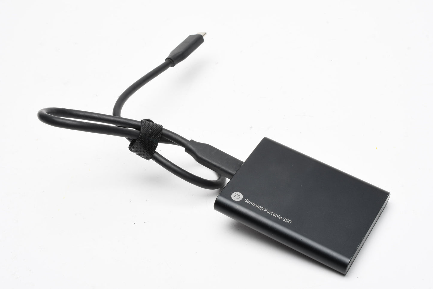 Samsung Portable SSD T5 1TB w/USB cable MU-PA1T0B