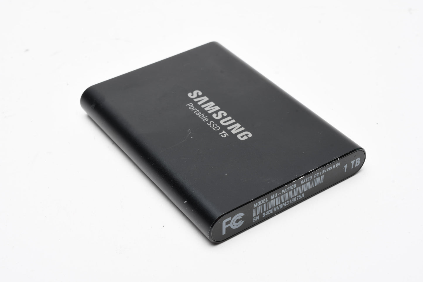 Samsung Portable SSD T5 1TB w/USB cable MU-PA1T0B