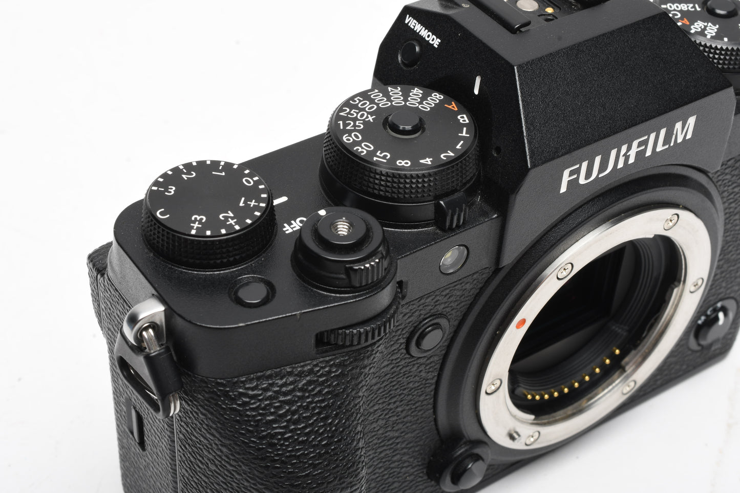 Fujifilm X-T4 Black Mirrorless body, 7548 Acts Batt+USB, Very clean, low use