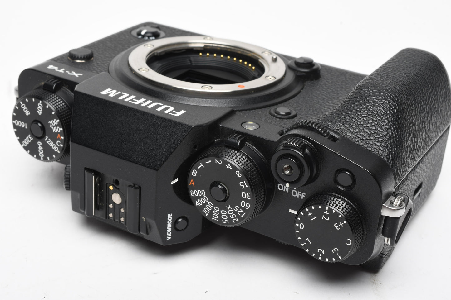 Fujifilm X-T4 Black Mirrorless body, 7548 Acts Batt+USB, Very clean, low use