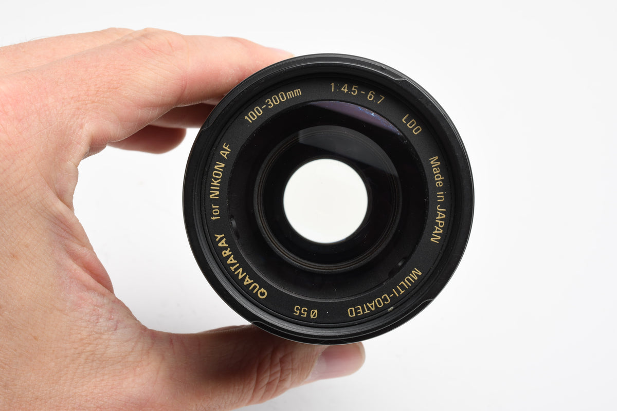 Sigma Quantaray AF 100-300mm f4.5-6.7 MC LDO Telephoto zoom lens for Nikon F